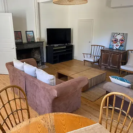 Nyaraló Charming French Countryside Escape With Pool