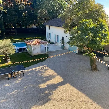 Charming French Countryside Escape With Pool Nyaraló