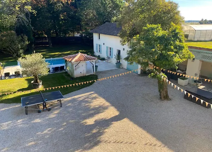 Charming French Countryside Escape With Pool Nyaraló