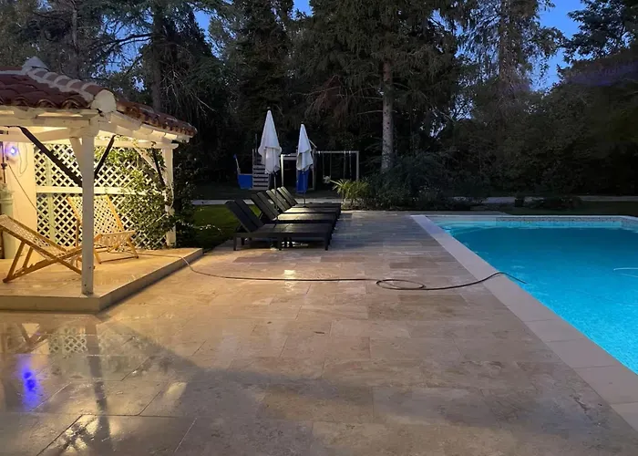 Nyaraló Charming French Countryside Escape With Pool